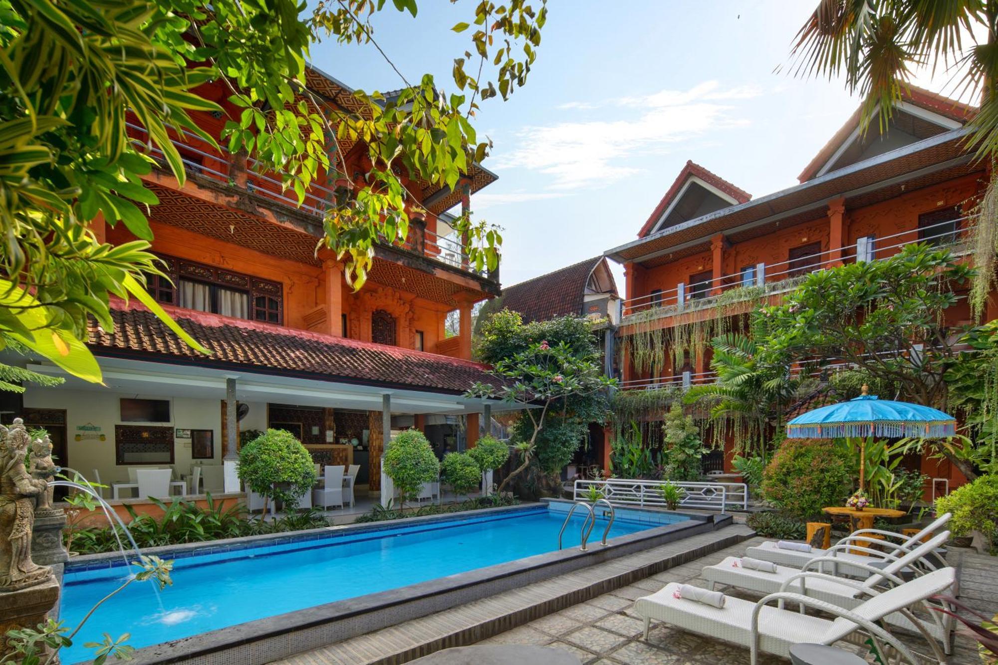 Hotel Lumbung Sari Legian Exterior photo